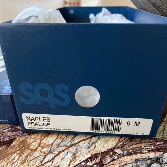 SAS Sandals size 9 - Picture 3 of 10